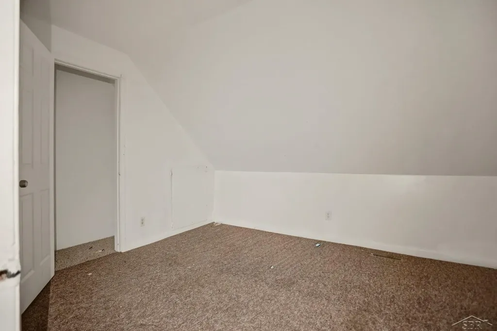 1427 Brown Street Saginaw City MI 48601