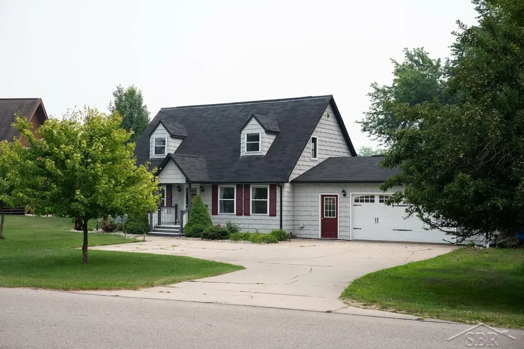 5590 Linksview Way Butman Township MI 48624