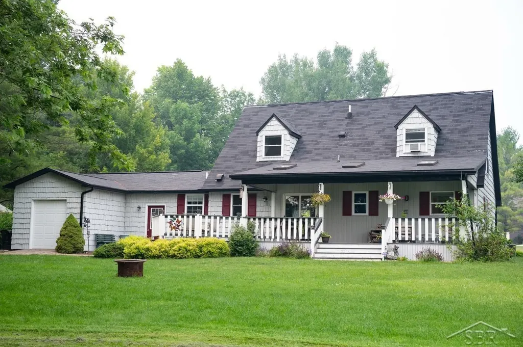 5590 Linksview Way Butman Township MI 48624