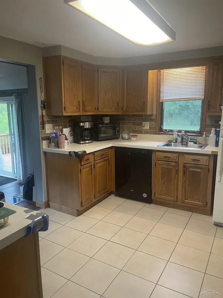 4078 Ann St Street Saginaw Charter Township MI 48603