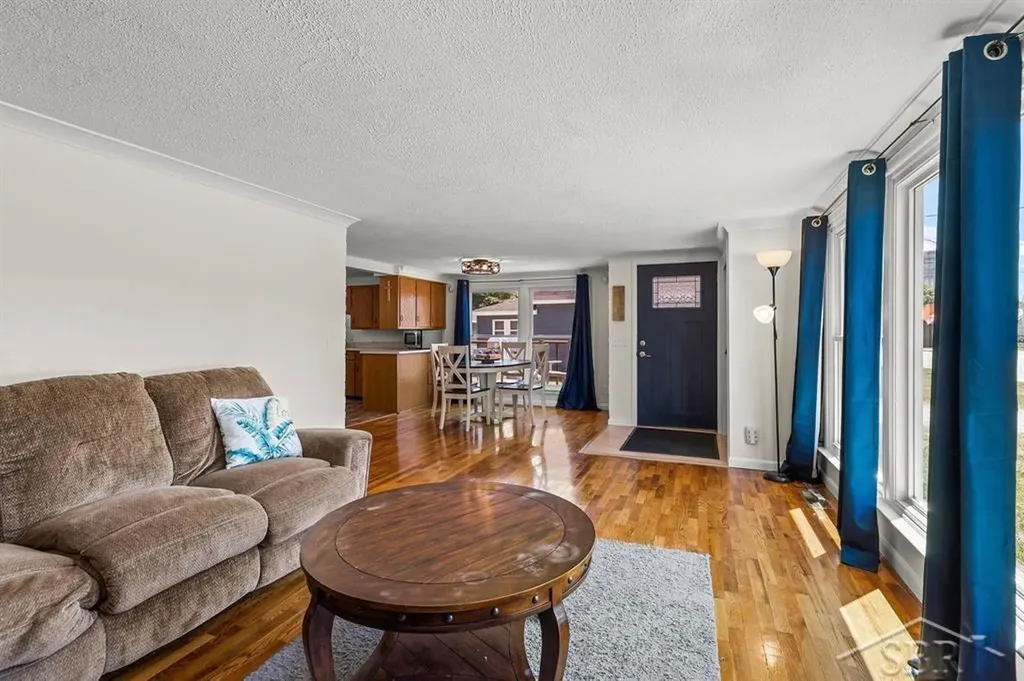 206 W Railway Street Coleman City MI 48618