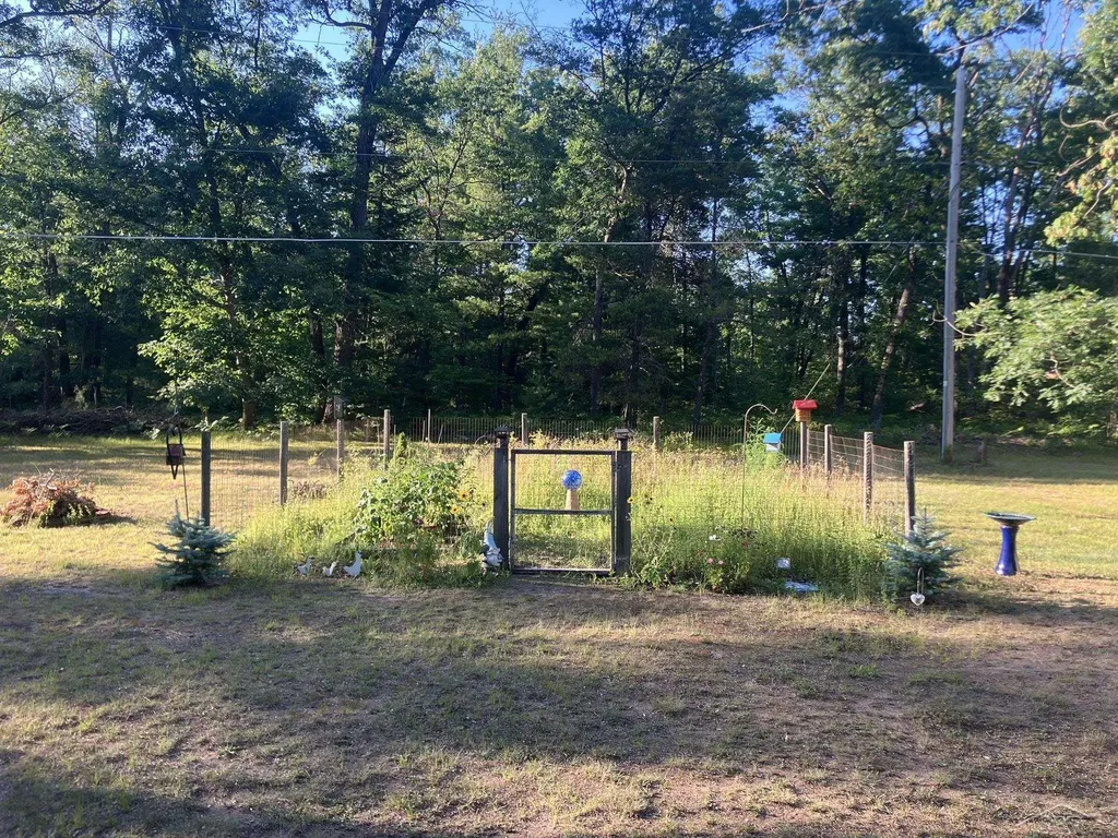 8278 Chain Lake Road Plainfield Township MI 48761