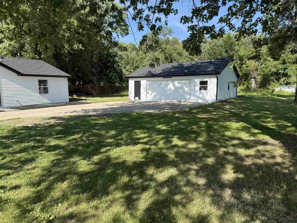9095 East Road Albee Township MI 48417