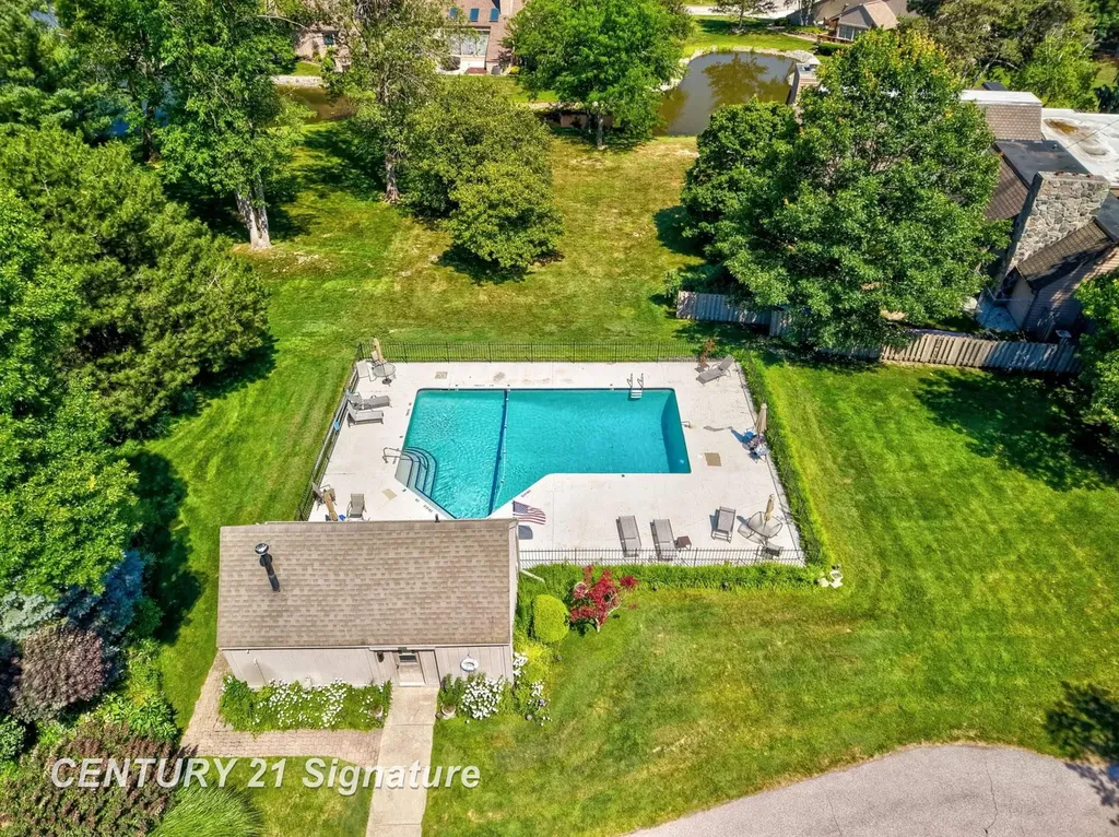 2353 Bay Woods Court Frankenlust Township MI 48706