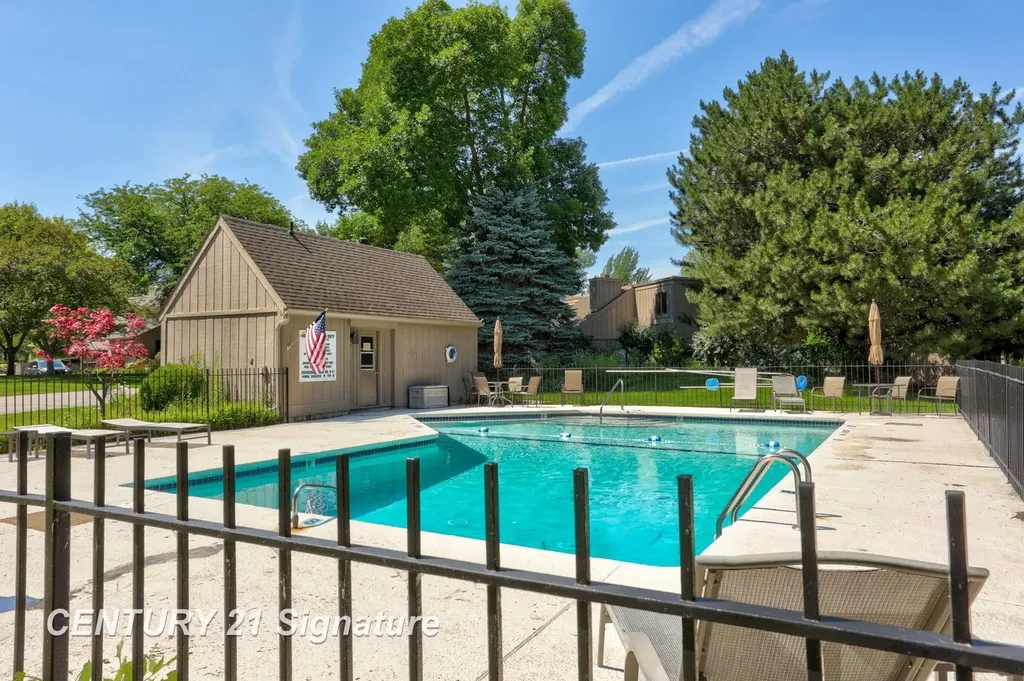 2353 Bay Woods Court Frankenlust Township MI 48706
