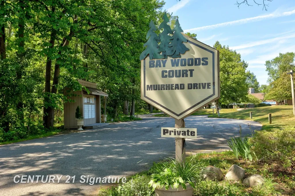 2353 Bay Woods Court Frankenlust Township MI 48706