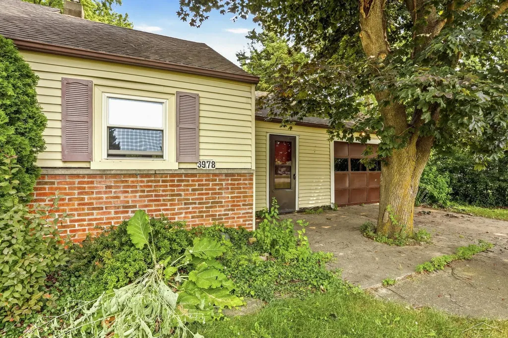 3978 N Michigan Avenue Carrollton Township MI 48604