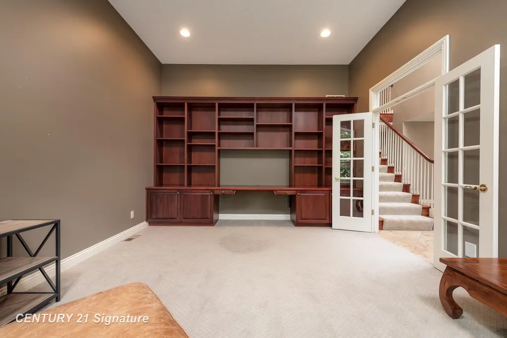 1506 Foxwood Drive Midland City MI 48642