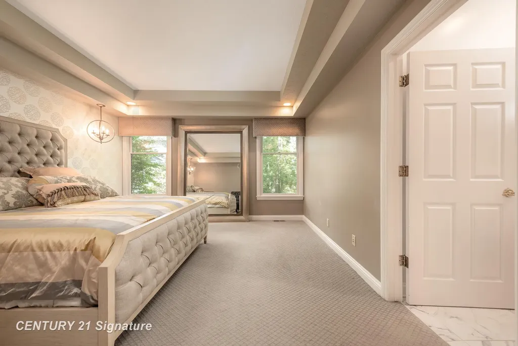 1506 Foxwood Drive Midland City MI 48642