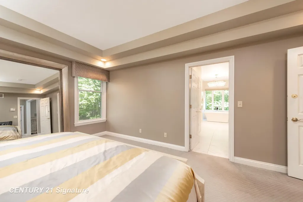 1506 Foxwood Drive Midland City MI 48642