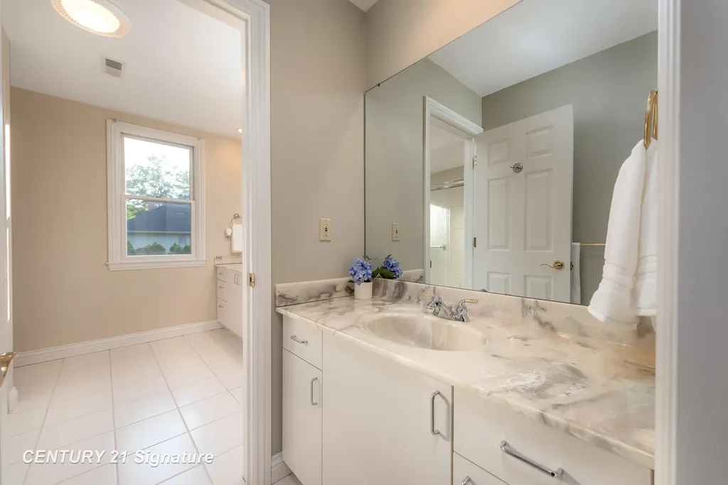 1506 Foxwood Drive Midland City MI 48642