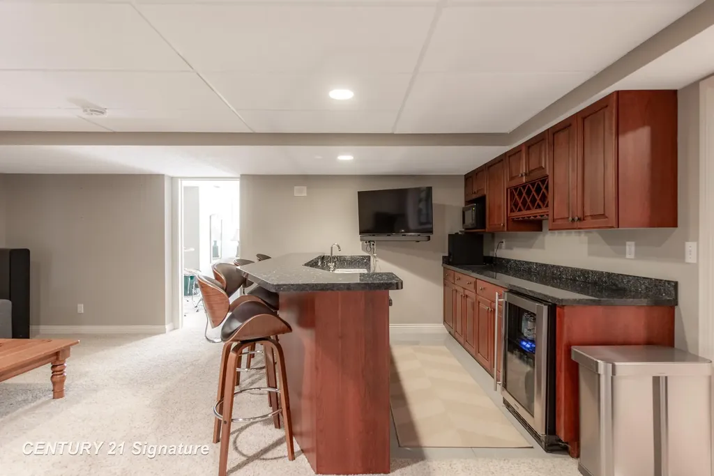 1506 Foxwood Drive Midland City MI 48642