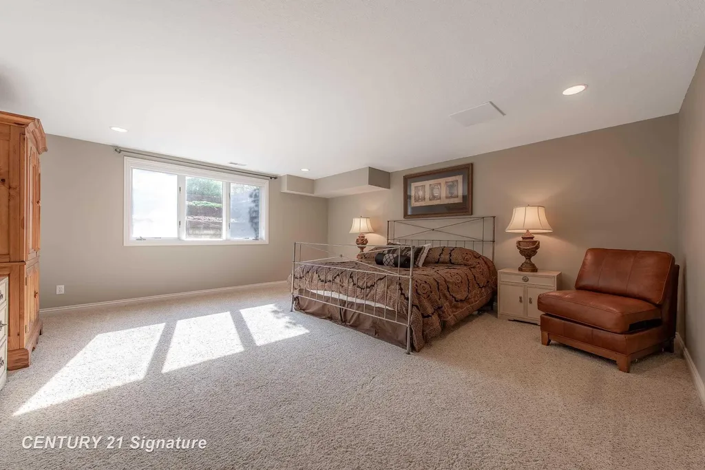 1506 Foxwood Drive Midland City MI 48642