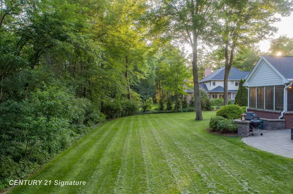 1506 Foxwood Drive Midland City MI 48642