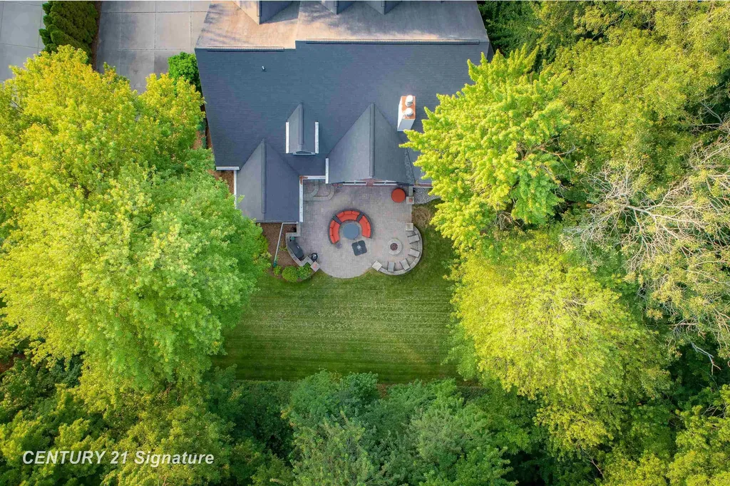 1506 Foxwood Drive Midland City MI 48642