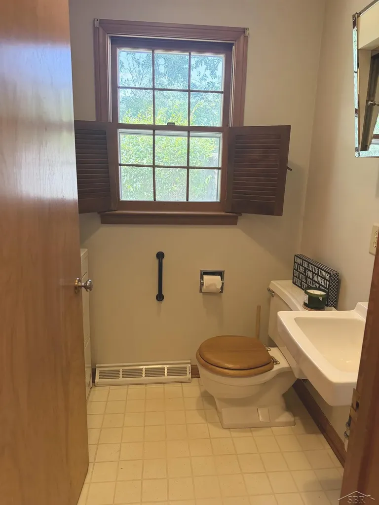 4200 Clement Drive Saginaw Charter Township MI 48603