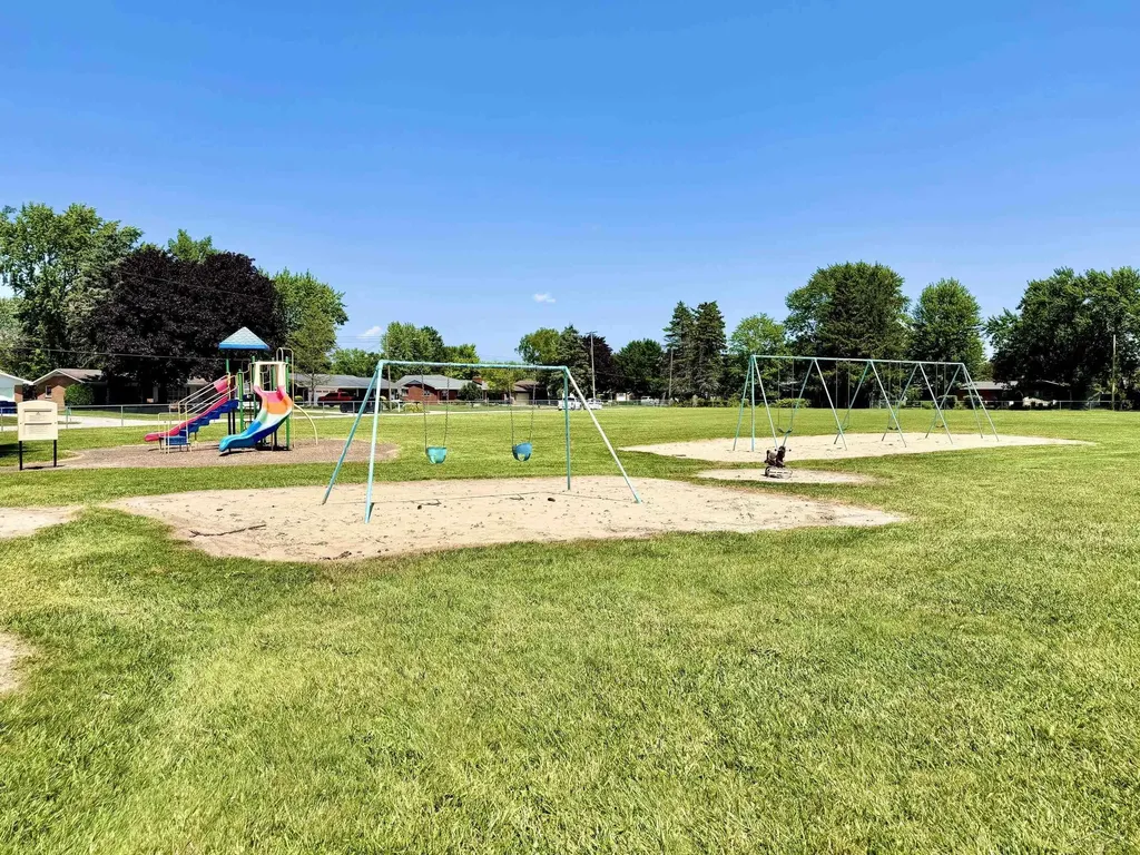 4200 Clement Drive Saginaw Charter Township MI 48603