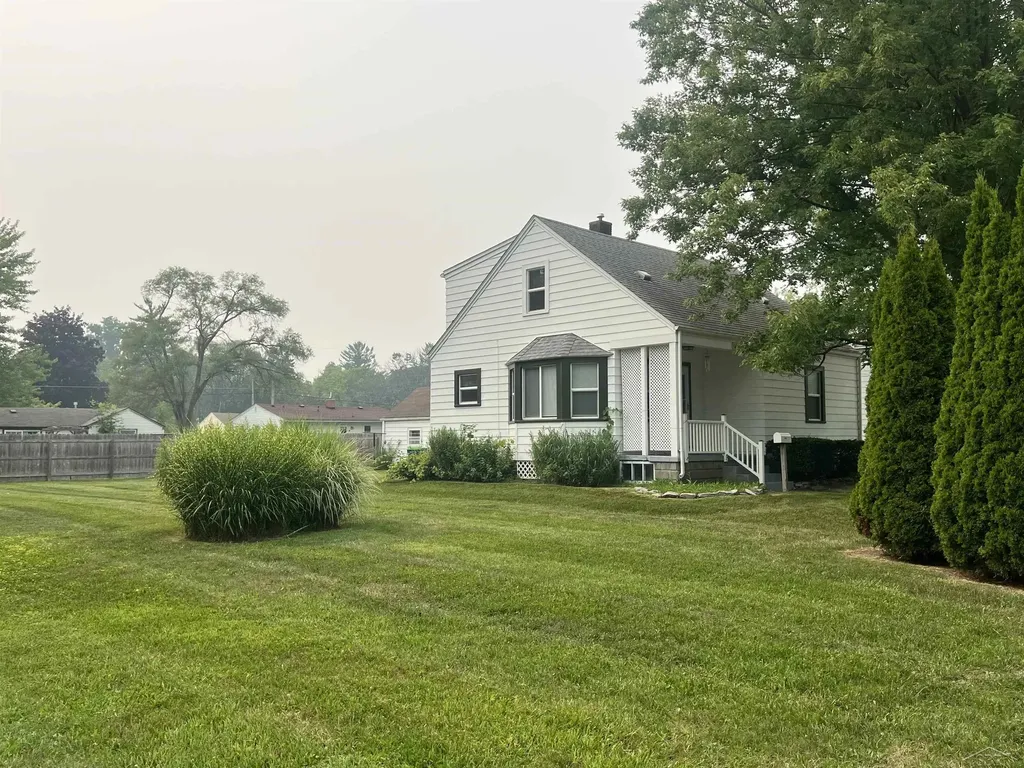 3035 Schaeffer Street Carrollton Township MI 48604