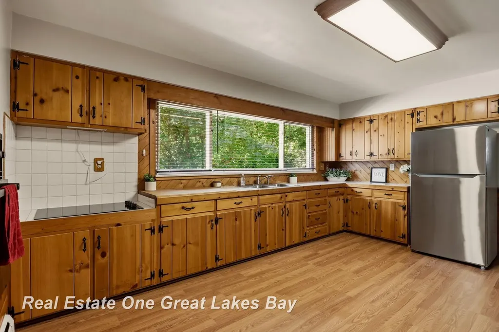 6654 Davis Road Kochville Township MI 48604