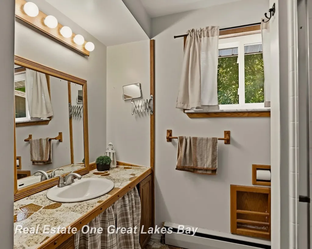 6654 Davis Road Kochville Township MI 48604