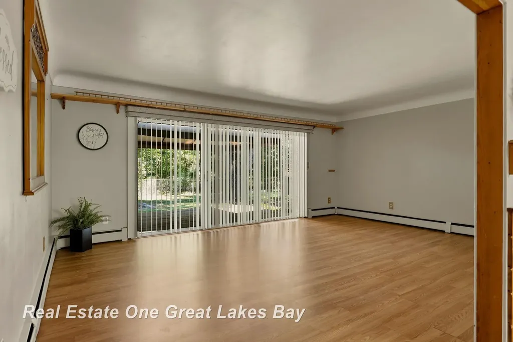6654 Davis Road Kochville Township MI 48604