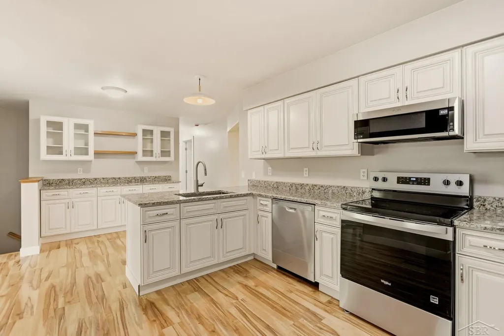 4621 S Wintergreen Drive Saginaw Charter Township MI 48603