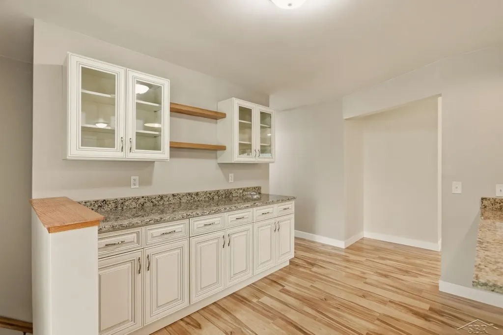 4621 S Wintergreen Drive Saginaw Charter Township MI 48603