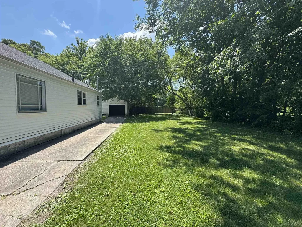 4042 Webber Street Saginaw City MI 48602