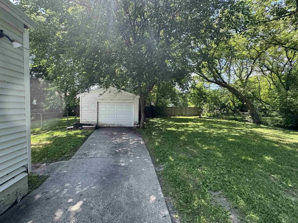 4042 Webber Street Saginaw City MI 48602