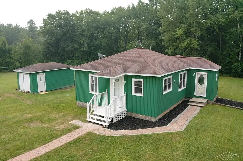 2647 S Us 23 Alabaster Township MI 48763