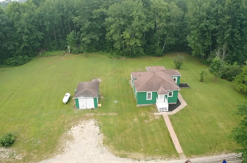 2647 S Us 23 Alabaster Township MI 48763