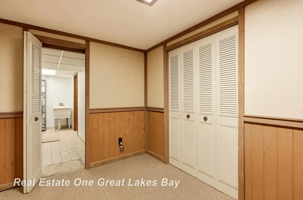 7560 S Laurie Lane Thomas Township MI 48609