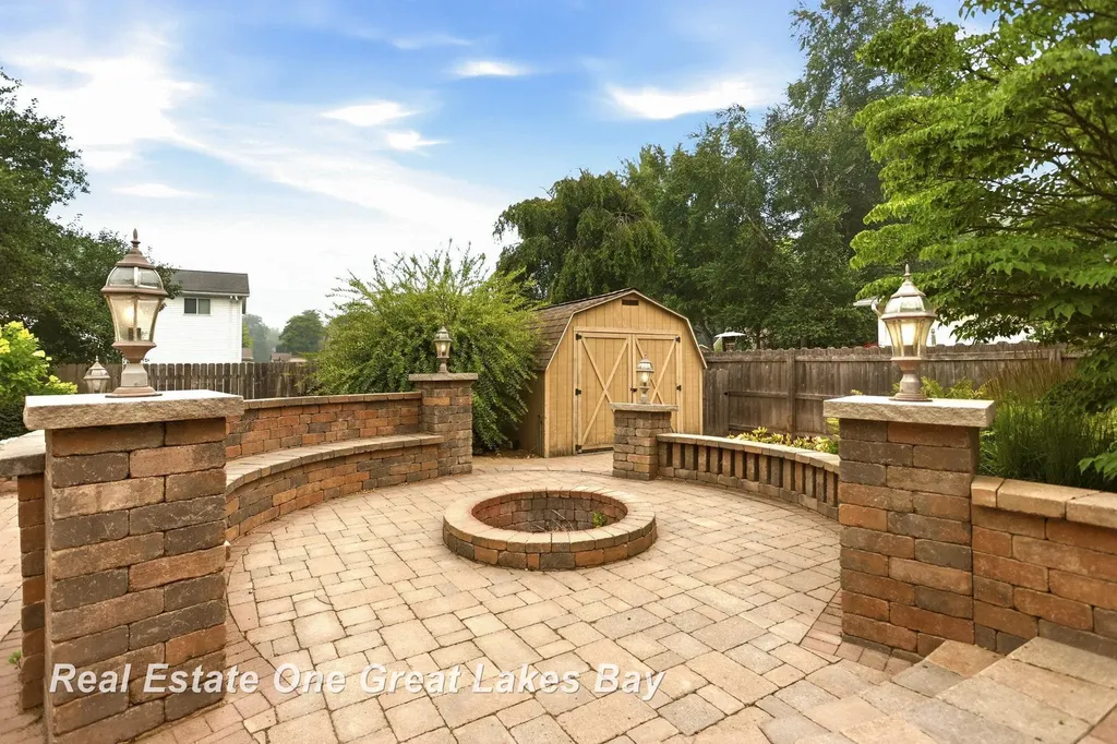 7560 S Laurie Lane Thomas Township MI 48609