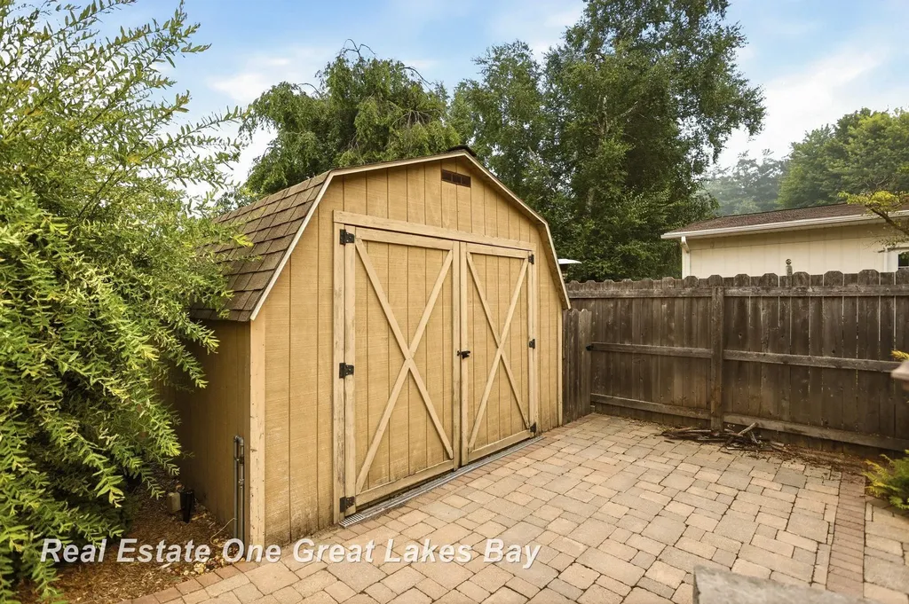 7560 S Laurie Lane Thomas Township MI 48609