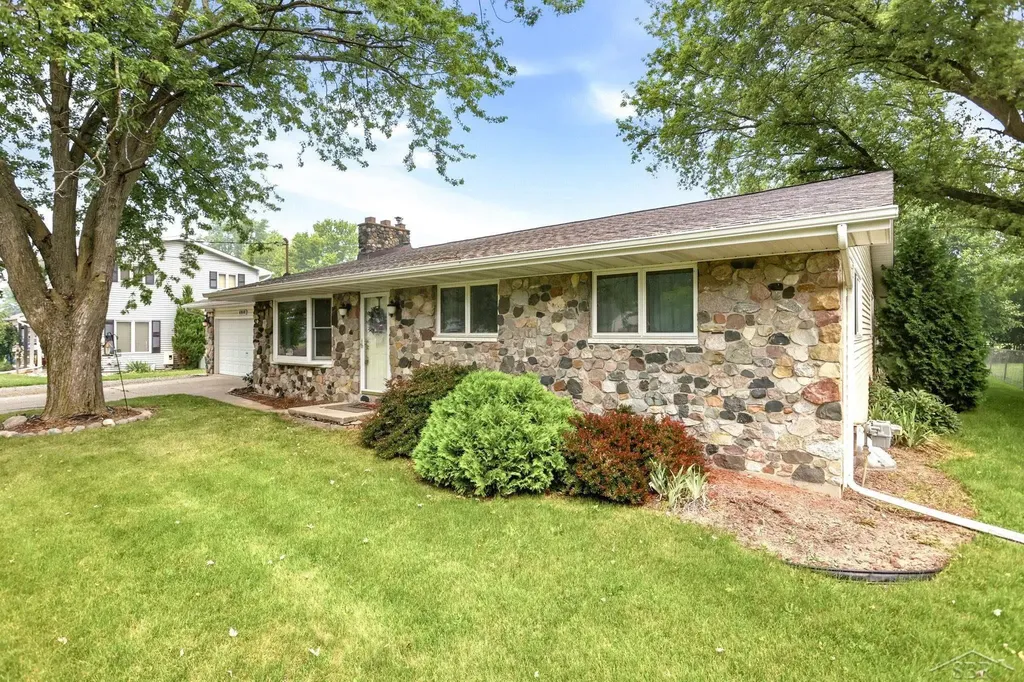 4060 Diceglie Court Kochville Township MI 48604