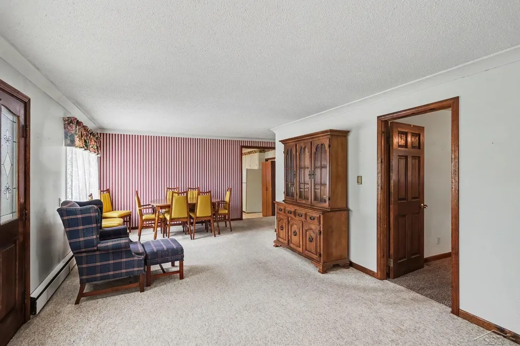 5111 Weiss Street Saginaw Charter Township MI 48603