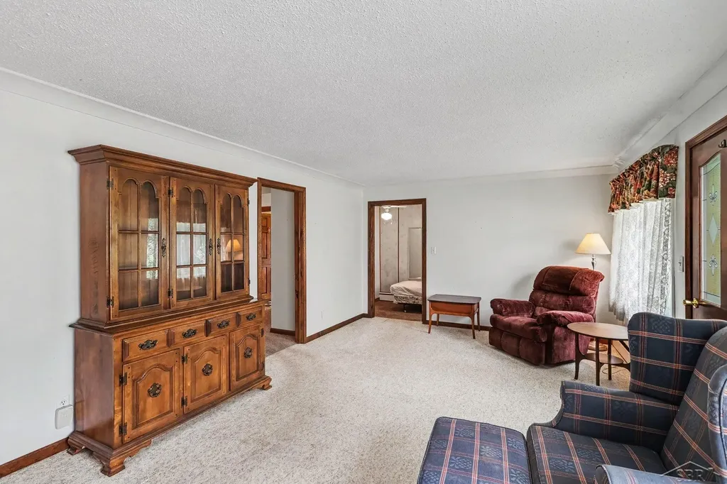 5111 Weiss Street Saginaw Charter Township MI 48603