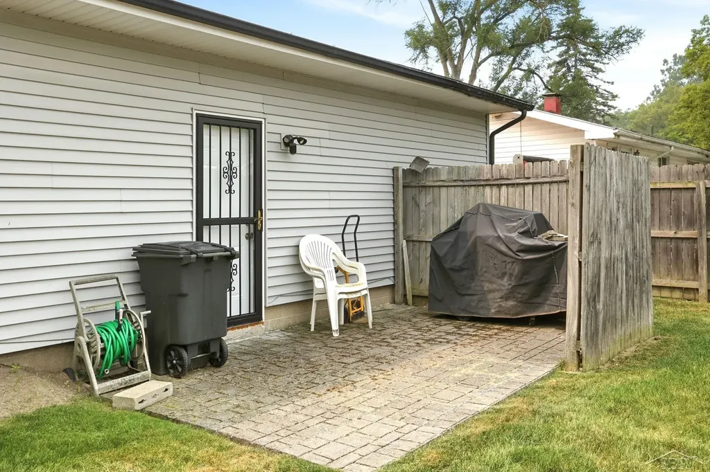 3099 Bertha Drive Buena Vista Charter Township MI 48601