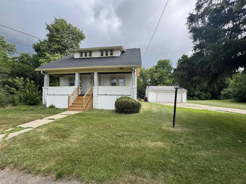 412 S 15th Street Saginaw City MI 48601