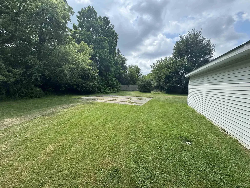 412 S 15th Street Saginaw City MI 48601