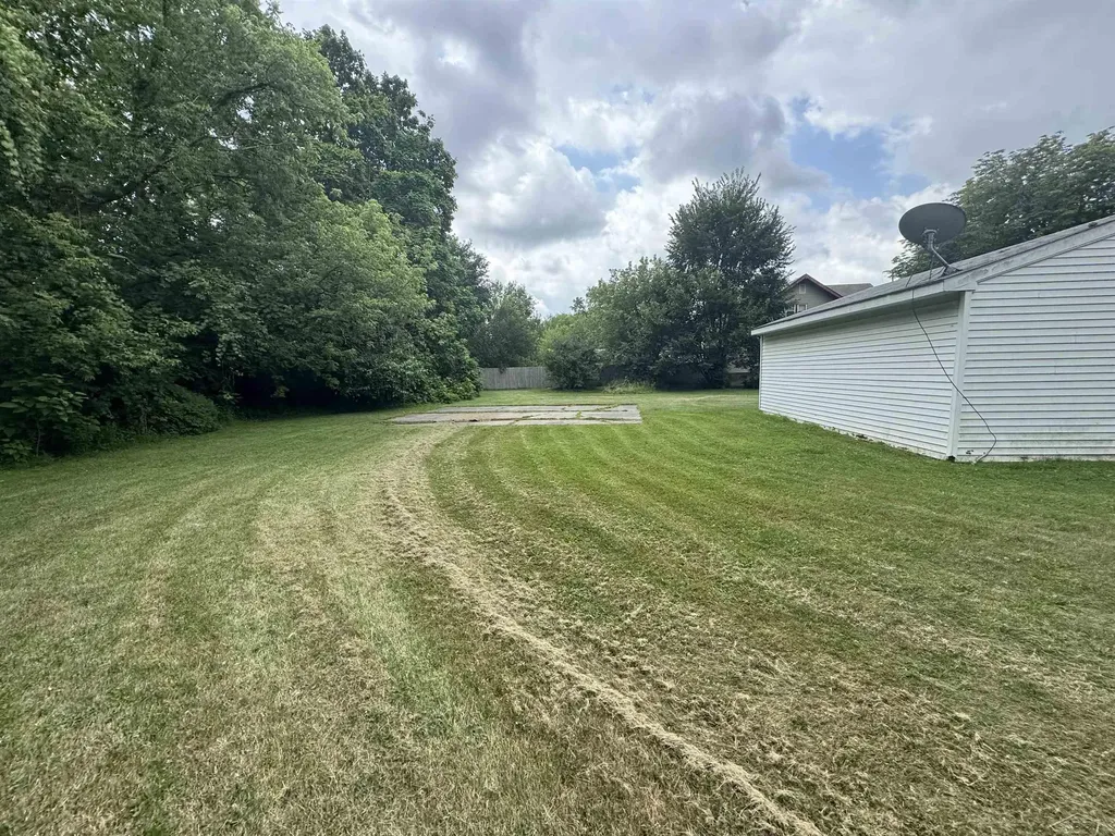 412 S 15th Street Saginaw City MI 48601