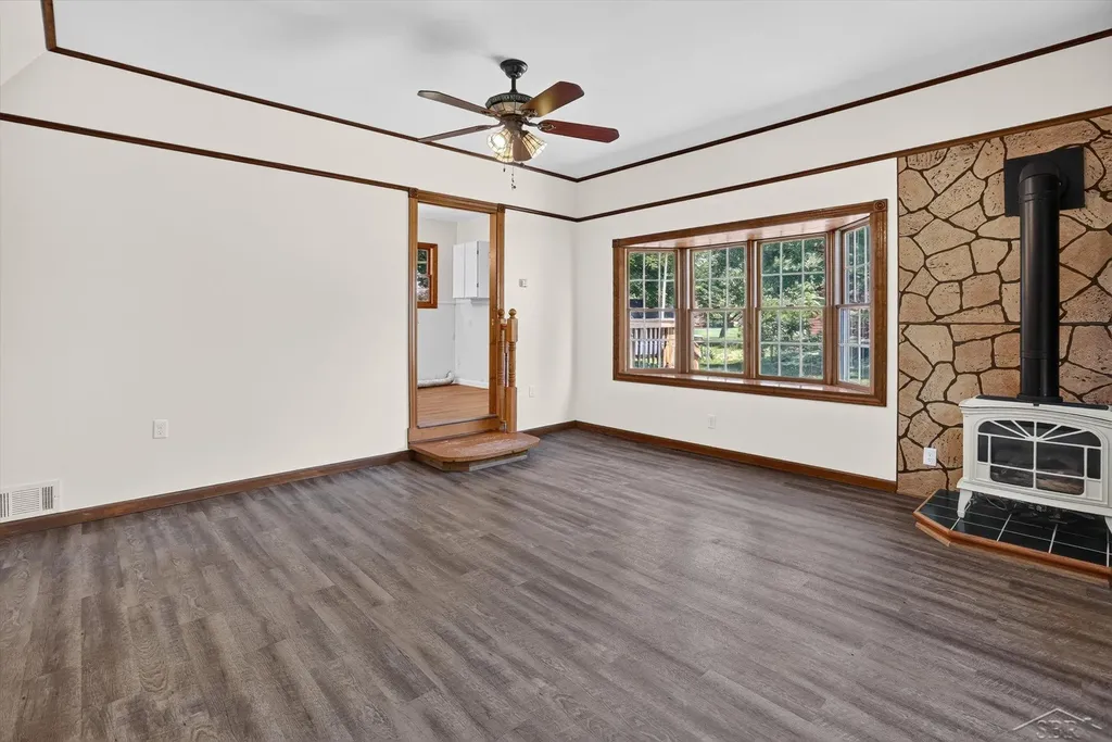 445 Henry Street Sebewaing Village MI 48759