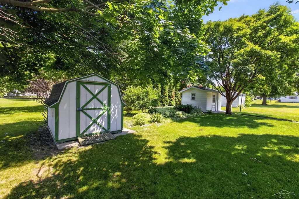 445 Henry Street Sebewaing Village MI 48759