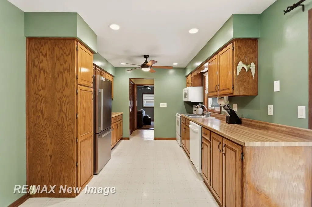 6781 Griffore Road Kochville Township MI 48604