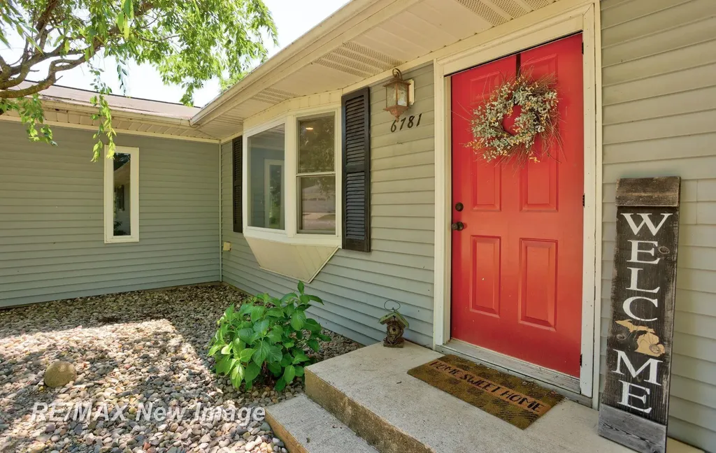 6781 Griffore Road Kochville Township MI 48604