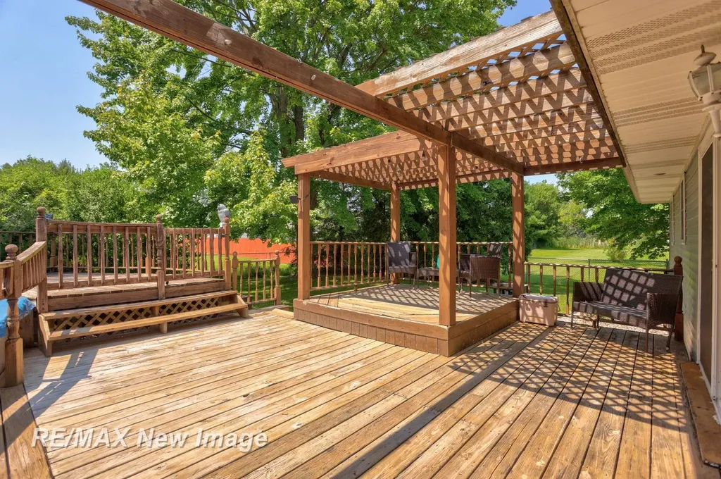 6781 Griffore Road Kochville Township MI 48604