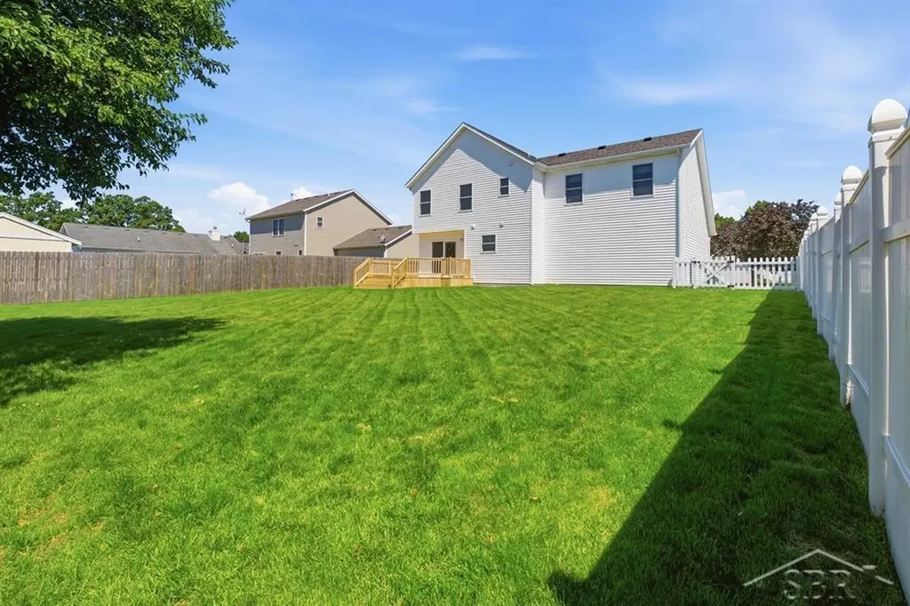 10175 Dove Drive Tittabawassee Township MI 48623