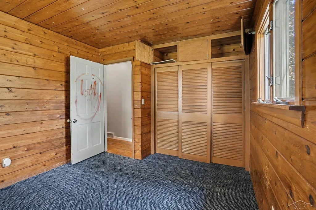 5211 Field Road Vienna Charter Township MI 48420