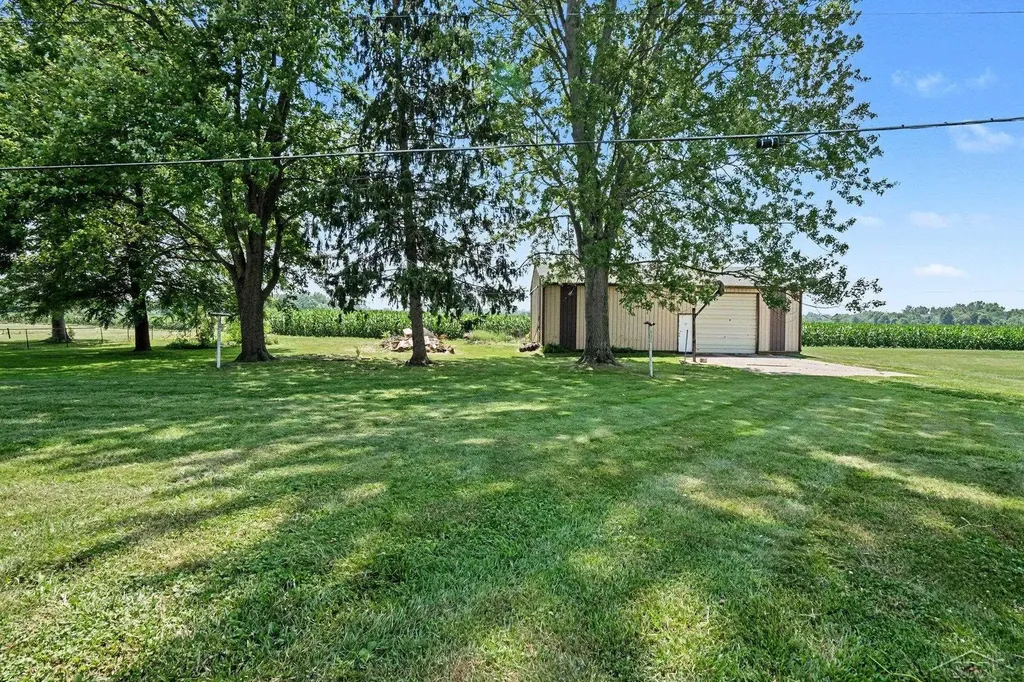 5211 Field Road Vienna Charter Township MI 48420