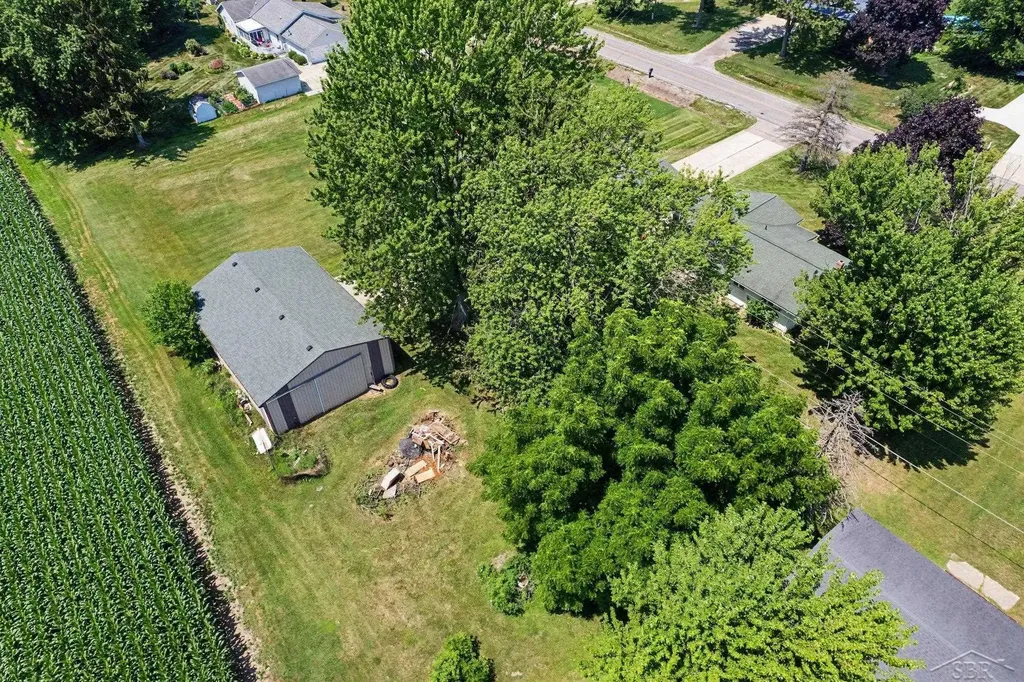 5211 Field Road Vienna Charter Township MI 48420